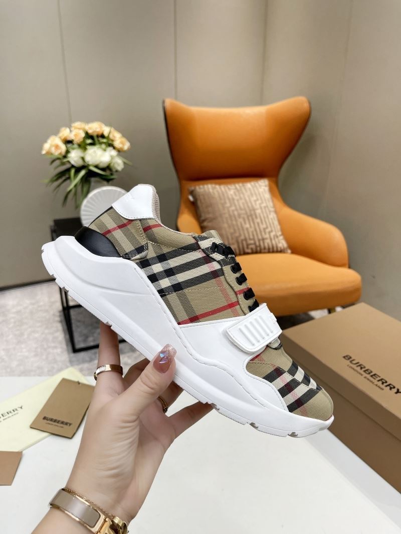 Burberry Low Shoes